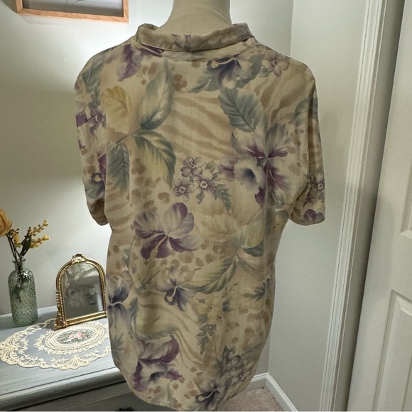 Alfred Dunner Floral button down  Blouse Size 12P - Picture 4 of 8